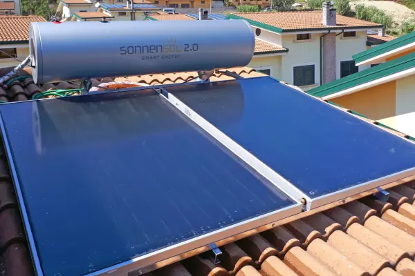 soluzioni per produrre acqua calda con sistemi solari di qualità