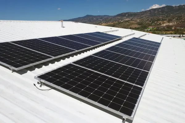 soluzioni per produrre energia dal sole con impianti fotovoltaici