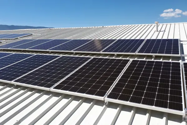 Fotovoltaico in Basilicata per privati e aziende. Acquista online o richiedi installazione con sopralluogo gratuito.