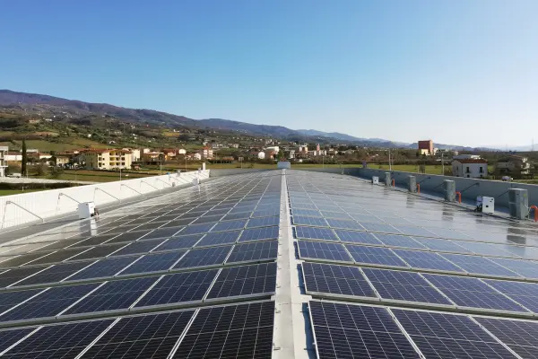 Impianto Fotovoltaico realizzato da Enersave solar partner di SMA